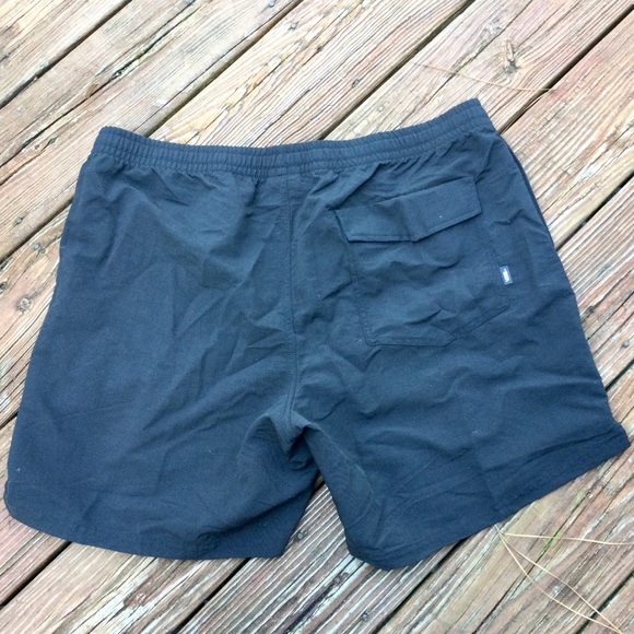 NWOT VANS BOARD SHORTS - Picture 3 of 3